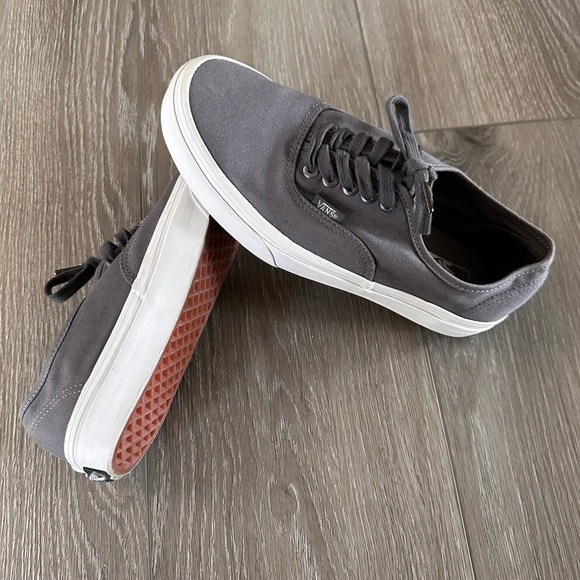 Vans Sneakers - Picture 3 of 5